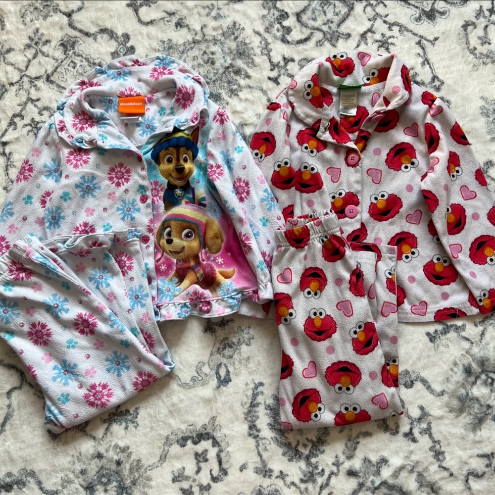Girls 3t Pajama sets